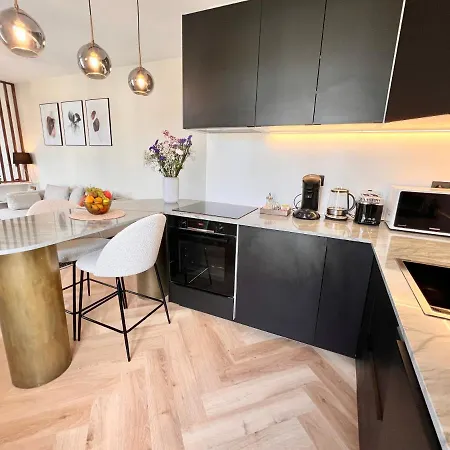 Le Gogh - 3' Rer - 11' Paris - 23' Apartment